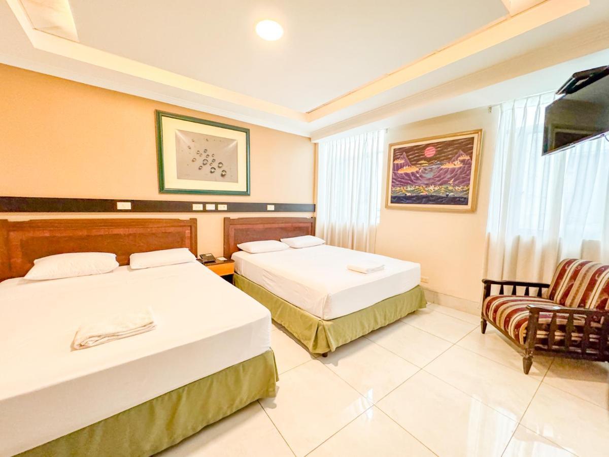 Gh Alexander Hotel กวายากิล ภายนอก รูปภาพ