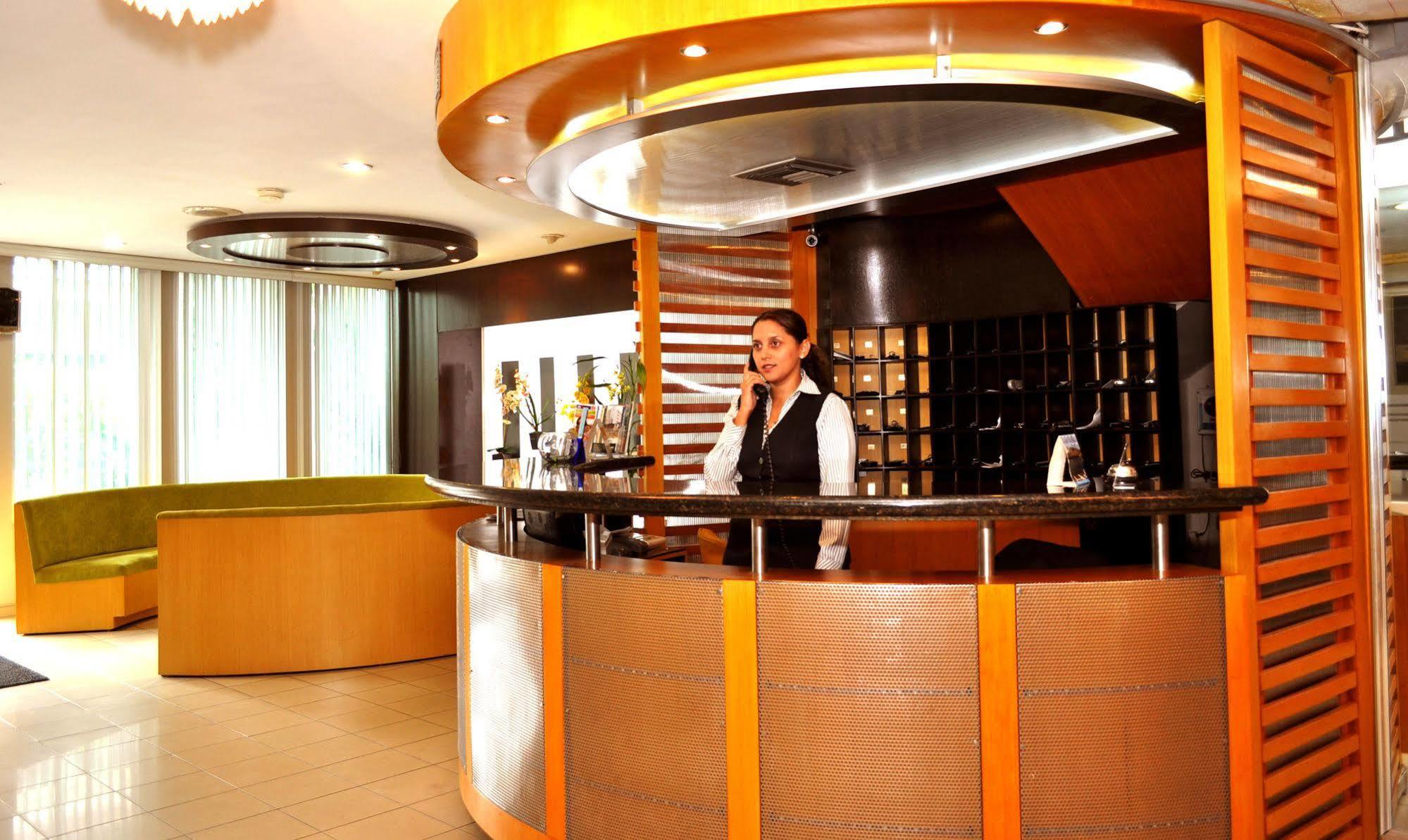 Gh Alexander Hotel กวายากิล ภายนอก รูปภาพ
